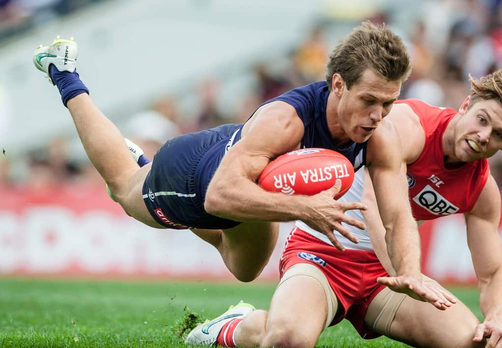 Matt de Boer of the Fremantle Dockers during the 2015 AFL Finals Series in the qualifying final at Domain Stadium between the Fremantle Dockers and Sydney in Perth on Saturday, Sept. 12, 2015. Fremantle won the match 69-60.(AAP Image/Tony McDonough) 