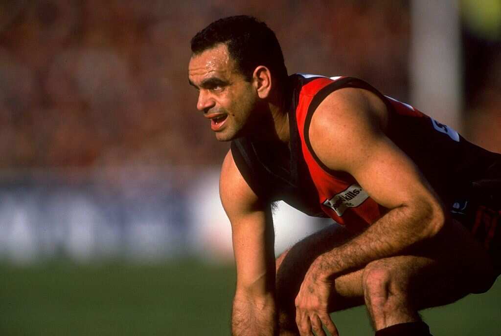 Michael Long of the Essendon Bombers