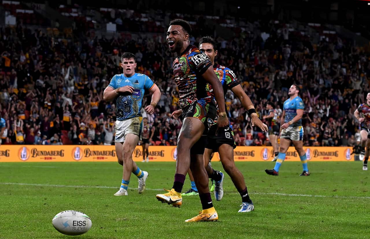 NRL Rd 12 - Broncos v Titans