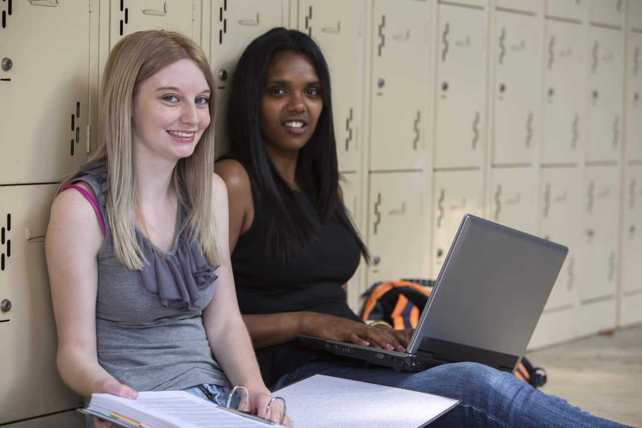 More Indigenous students in school until year 12, ABS says