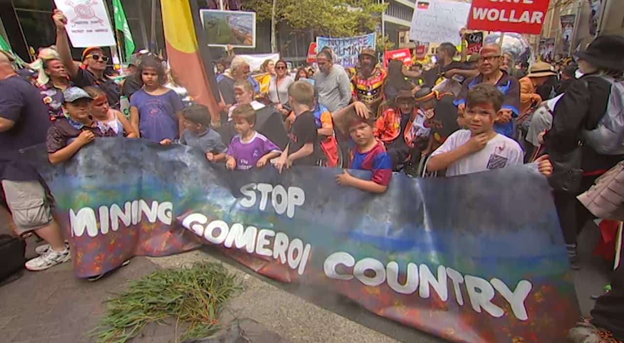 Gomeroi people protest against mining their country