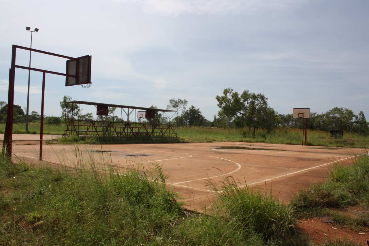 basketball_court.jpg