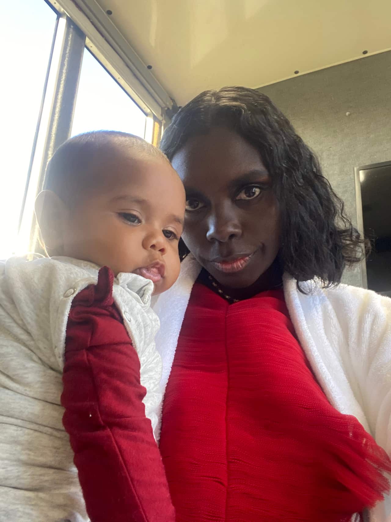 Magnolia Maymuru and her daughter Djarraran.