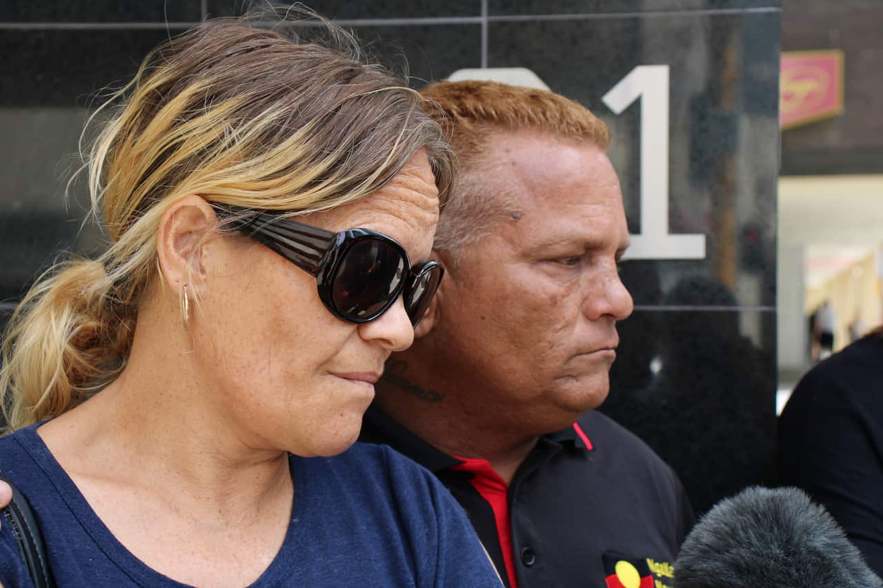 police hit teenager perth