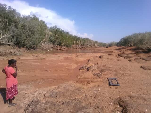 Desley Watt inspects the southern end of Gunnalunja (Emu), the Waanyi-garawa name for the Nicholson River. | Photo Leith Watt