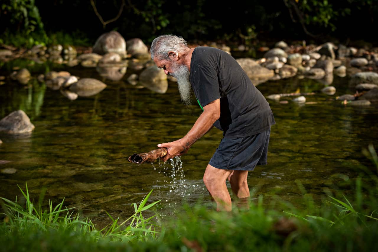 Kel Williams woodworking, wood carving