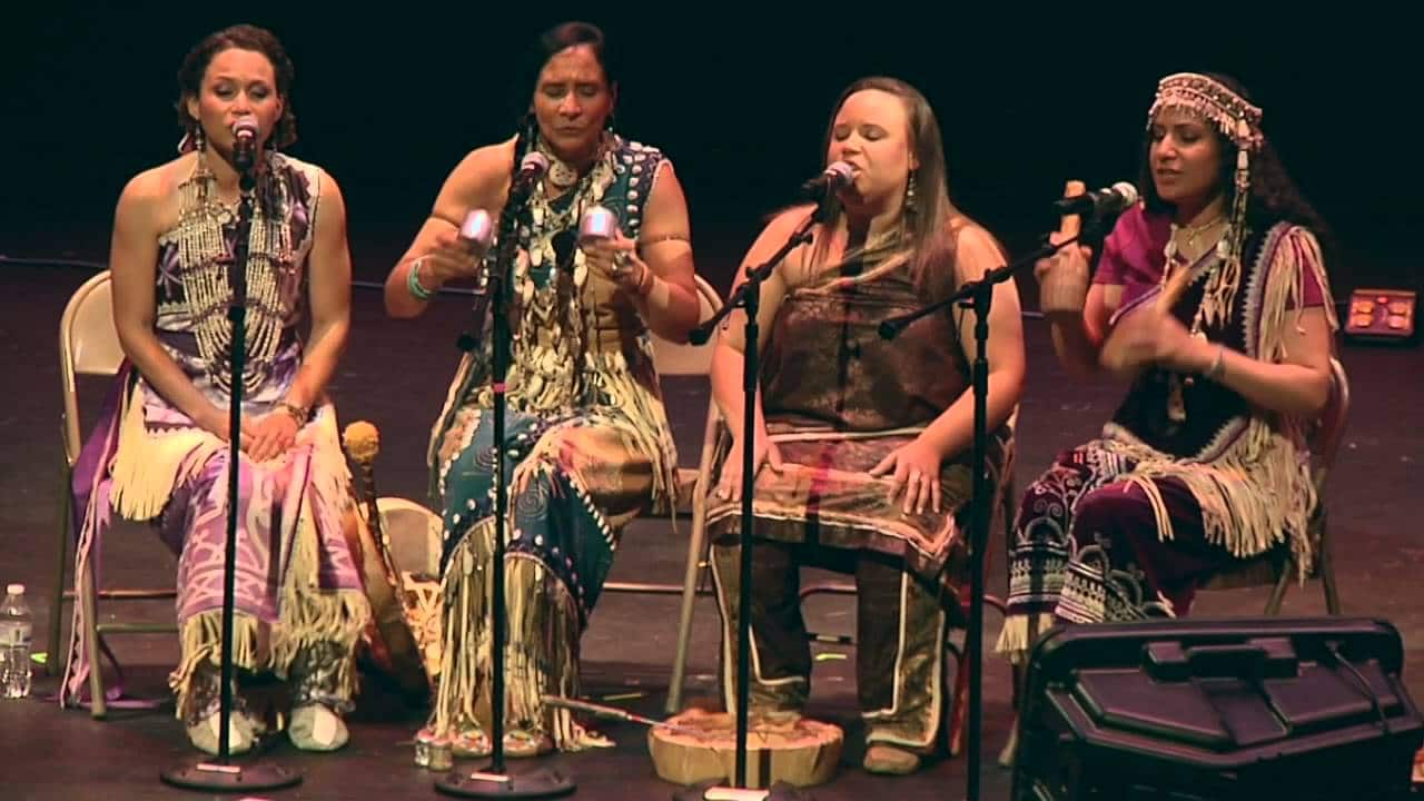 Ulali Project at the River People Festival singing 'Great Grandpa's Banjo'