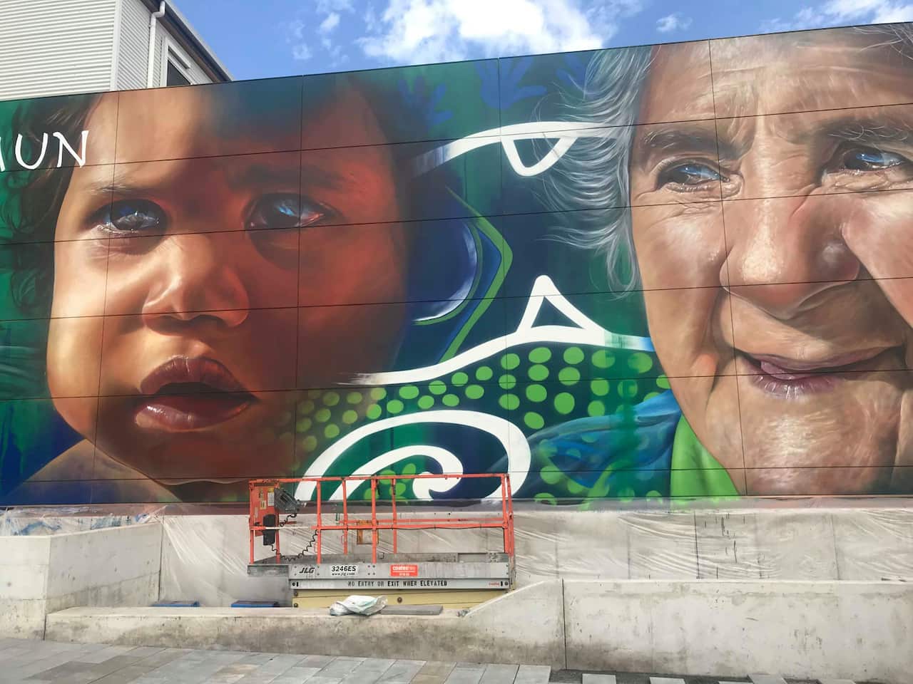 Mural of Aboriginal Elder and child vandalised