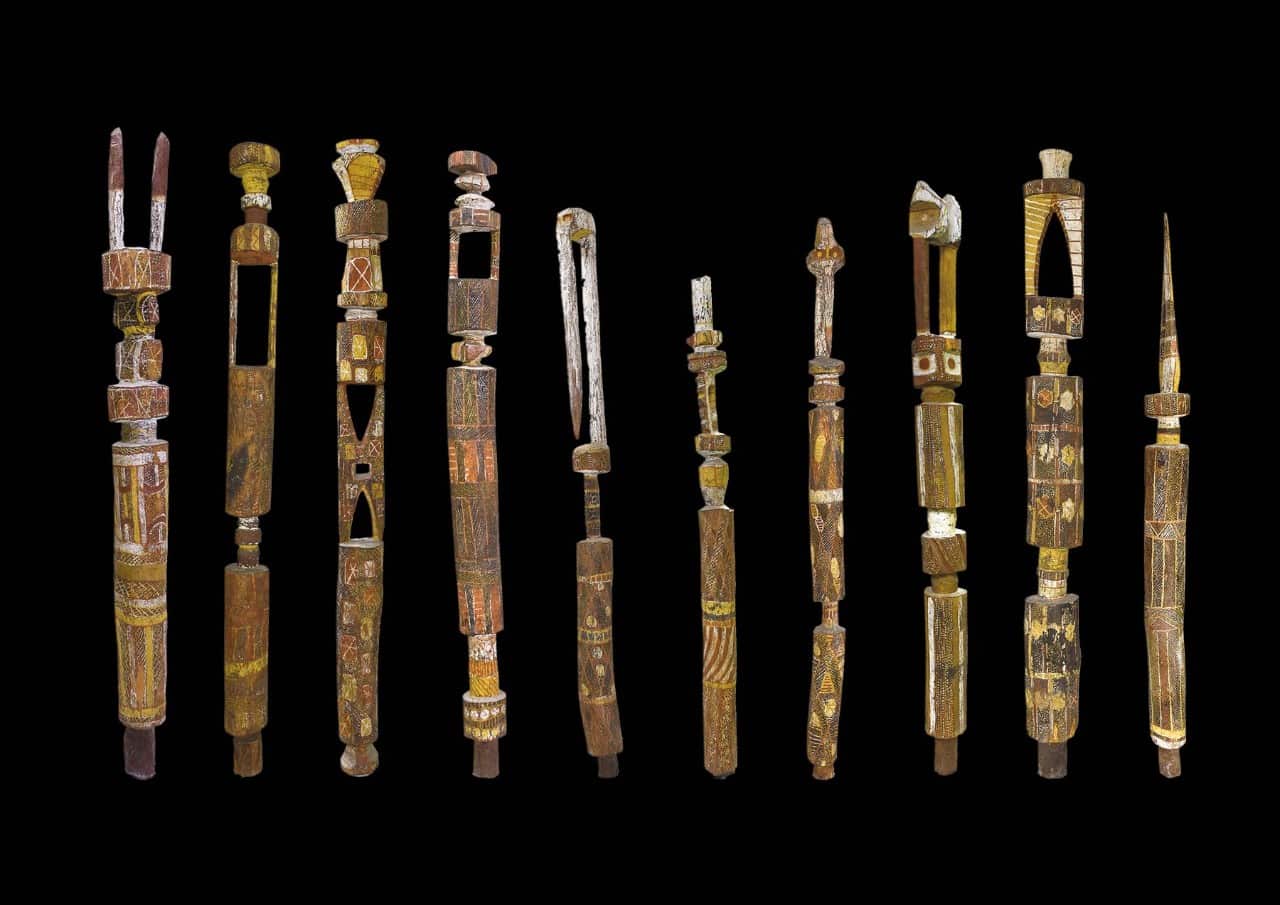 pukumani grave posts