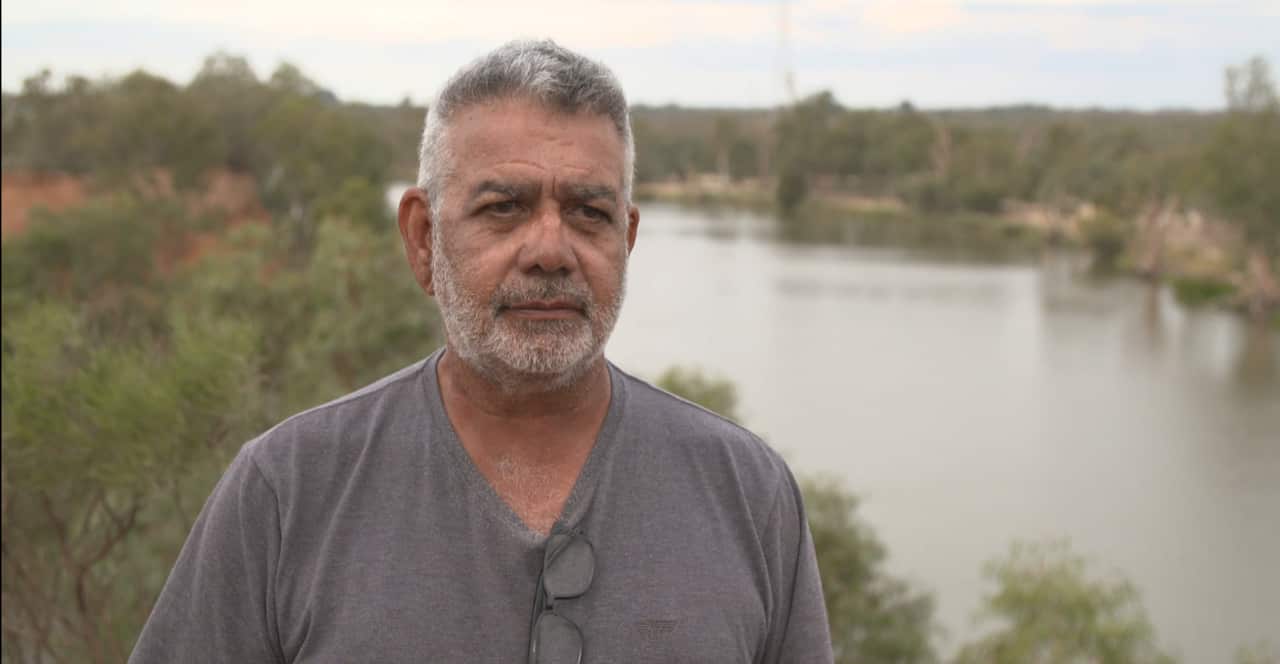 Michael Young, Mungo