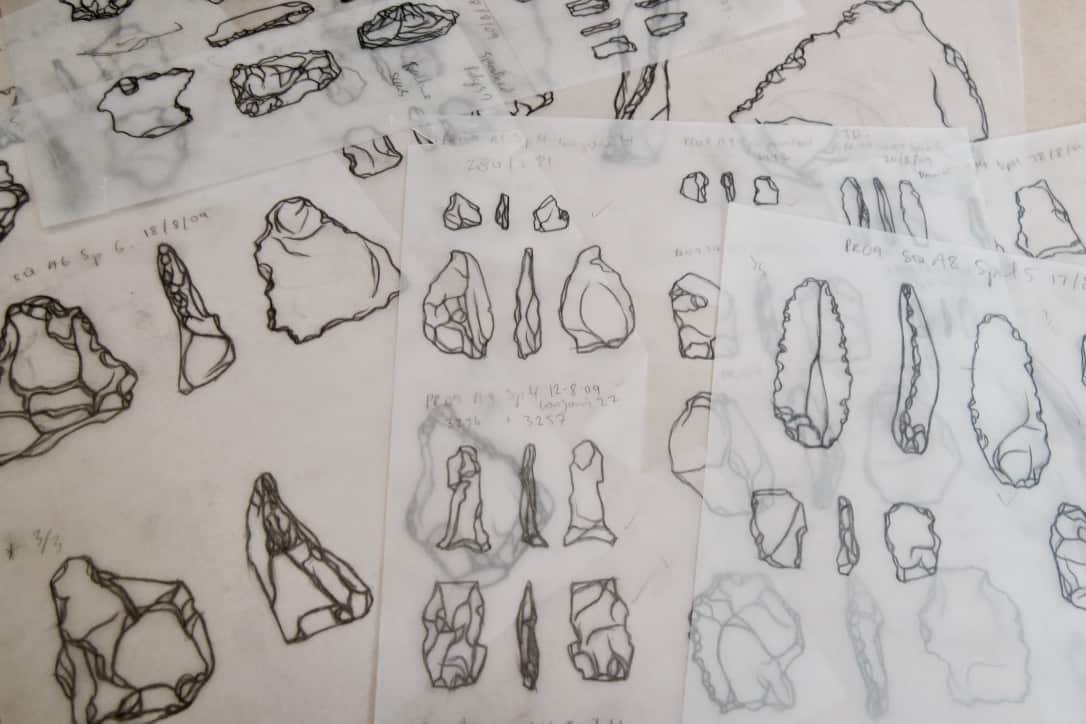 Drawings of objects are often the most informative way of documenting artefacts  because the lines in these drawing contain technological information. 