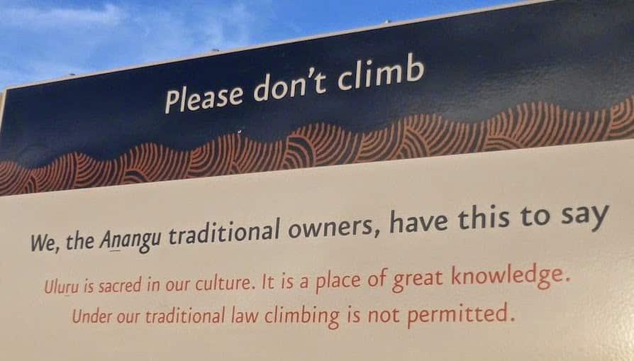 Please do not climb Uluru sign