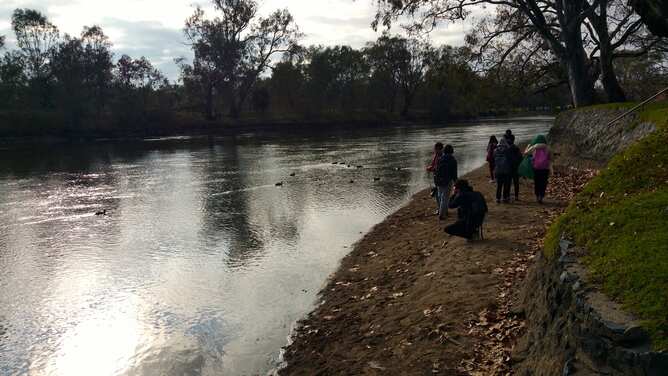 Chinese and Indian guests along the Murray River in Albury, NSW. Elizabeth Tunstall