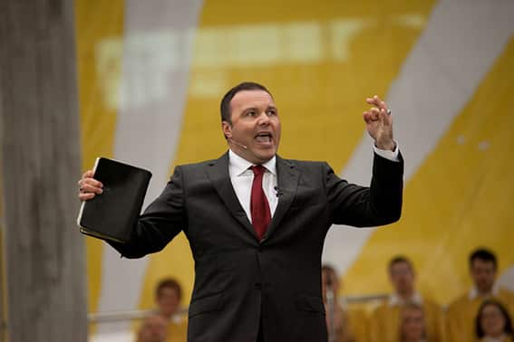 Former pastor of Seattle’s Mars Hill Church, Mark Driscoll, has strongly advocated for complementarianism.