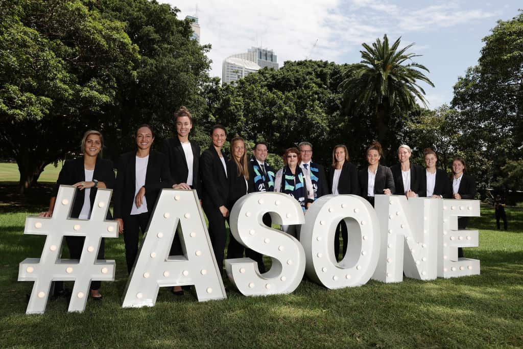 The Matildas pose with FA Chairman Chris Nikou, NZ Football President Johanna Woodand and FA CEO James Johnson 