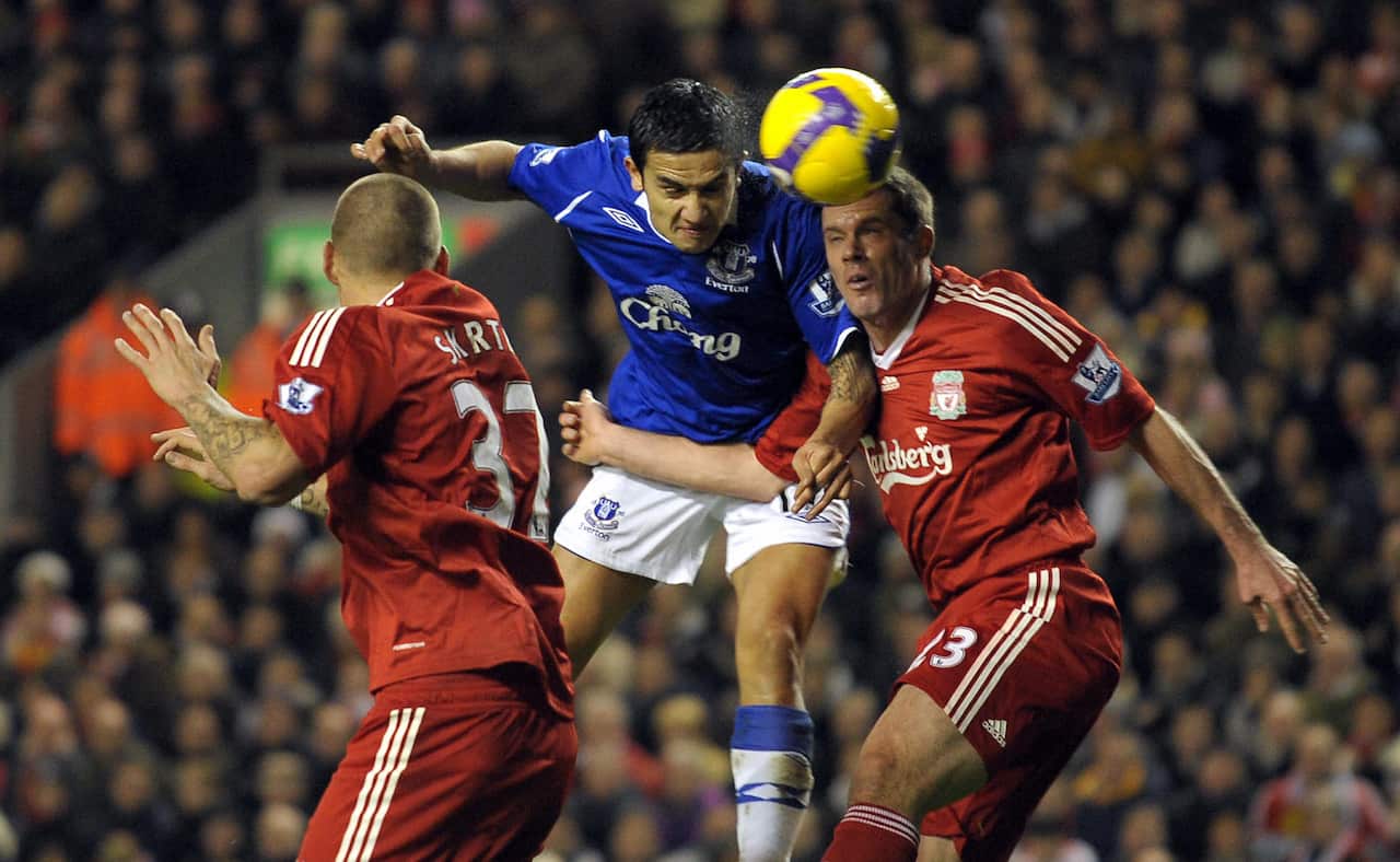 tim Cahill Jamie Carragher