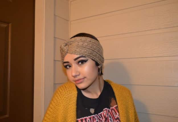 The heartwarming reason this dad got his daughter a rainbow umbrella.