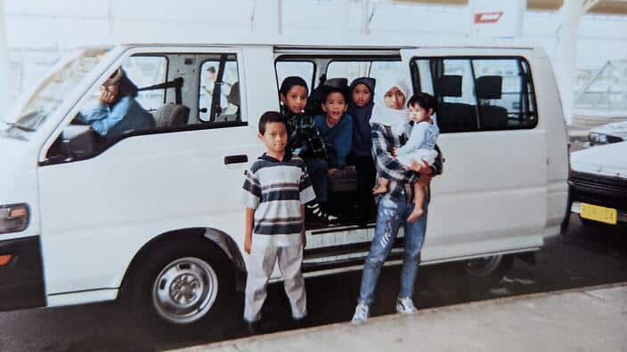 Raidah Shah Idil and family