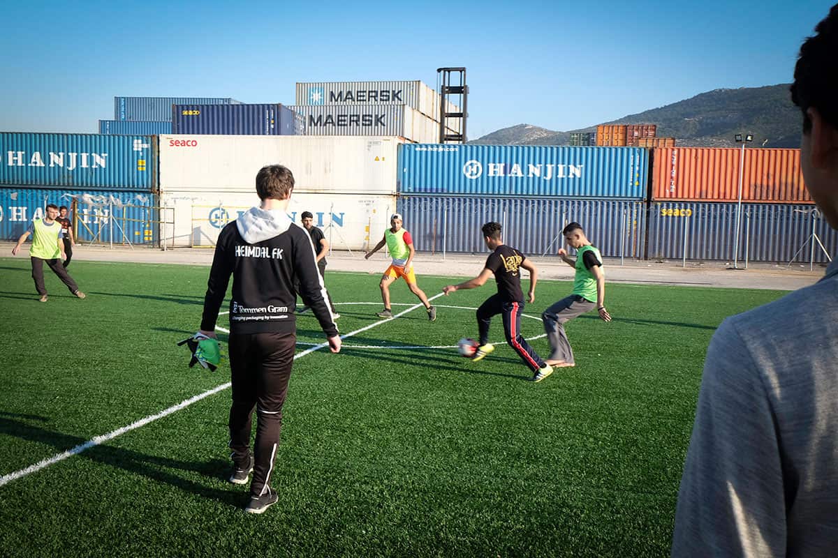 Aid organisations co-facilitate activities with people living in the camp to provide learning, skills development, community and pyschosocial support. 