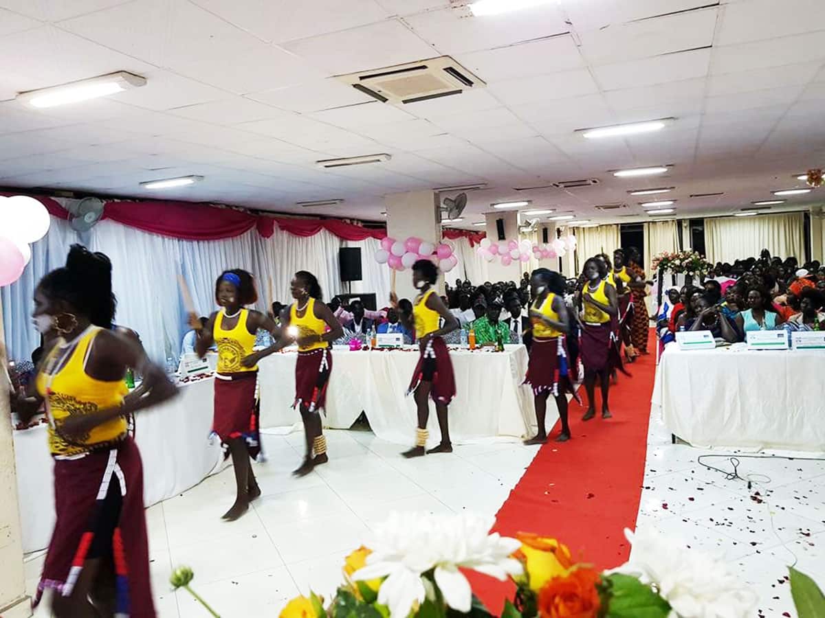 Twic Mayardit Dance Group