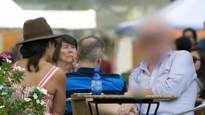 Yumi Stynes confronts a man