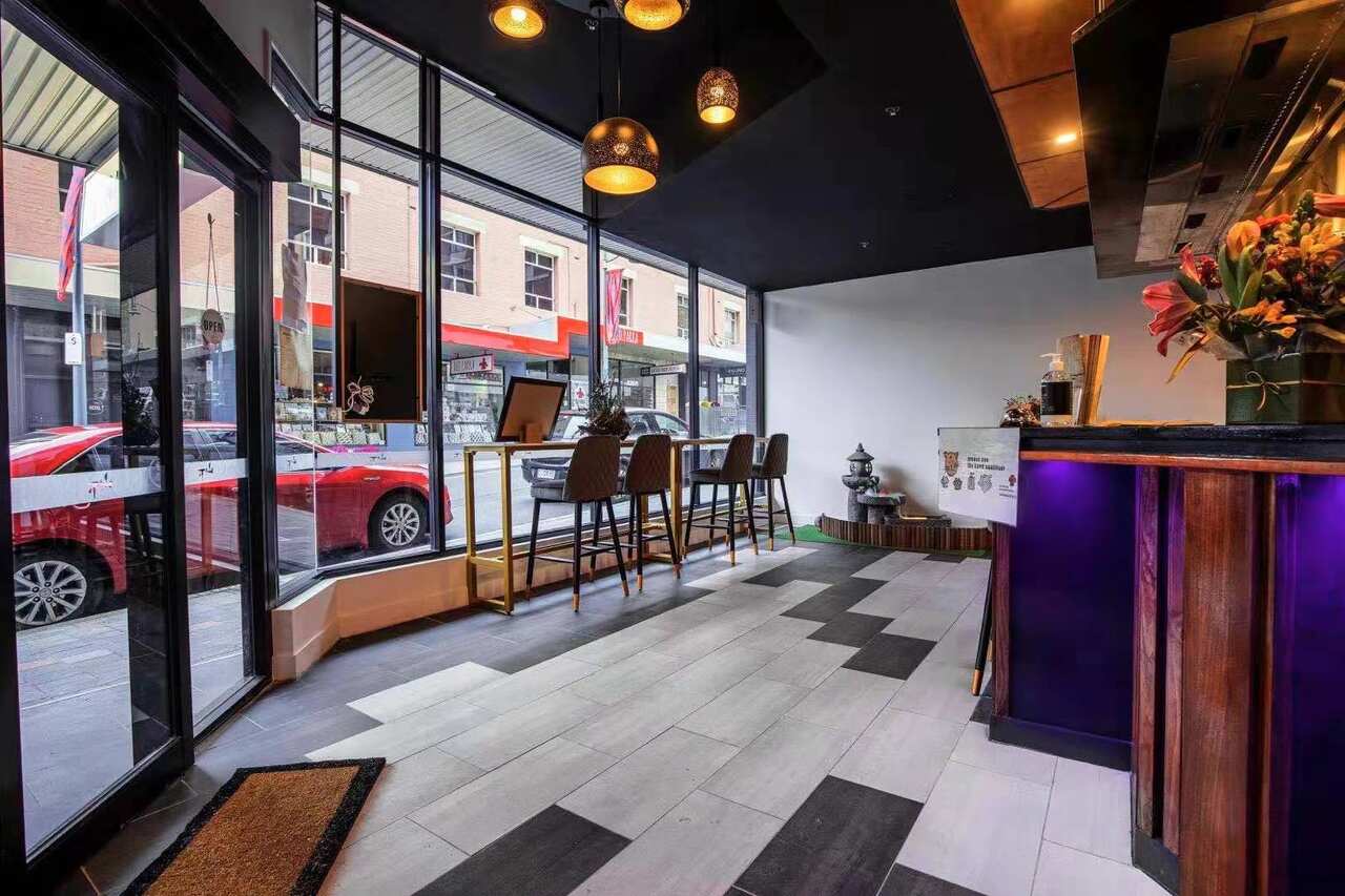 YAMSHITA山下日式餐馆已开业一年多，店主Jackie认为，餐馆已经度过了最难的日子，一旦边境开放，生意会越来越好。