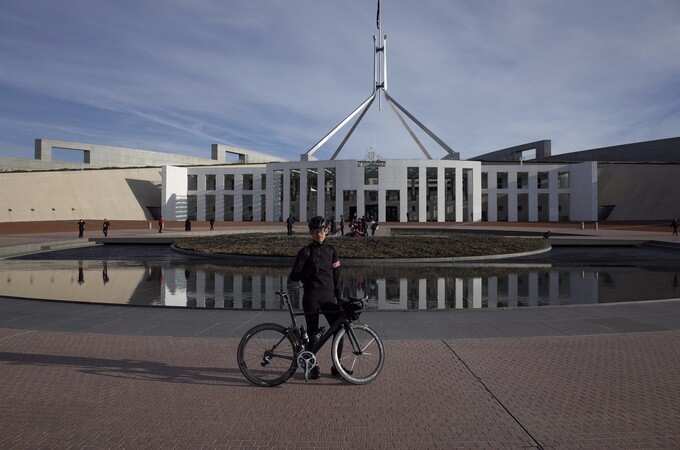 国会大厦前补拍照