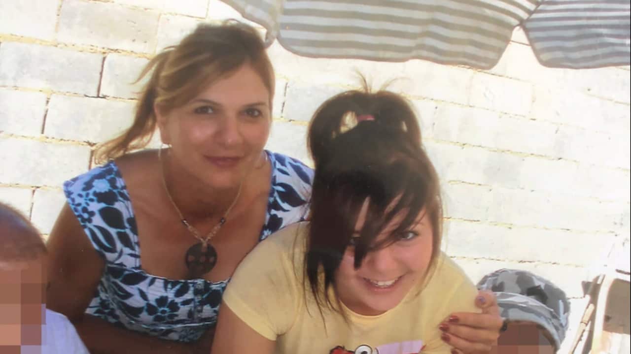 Zehra Duman and mother Ossie