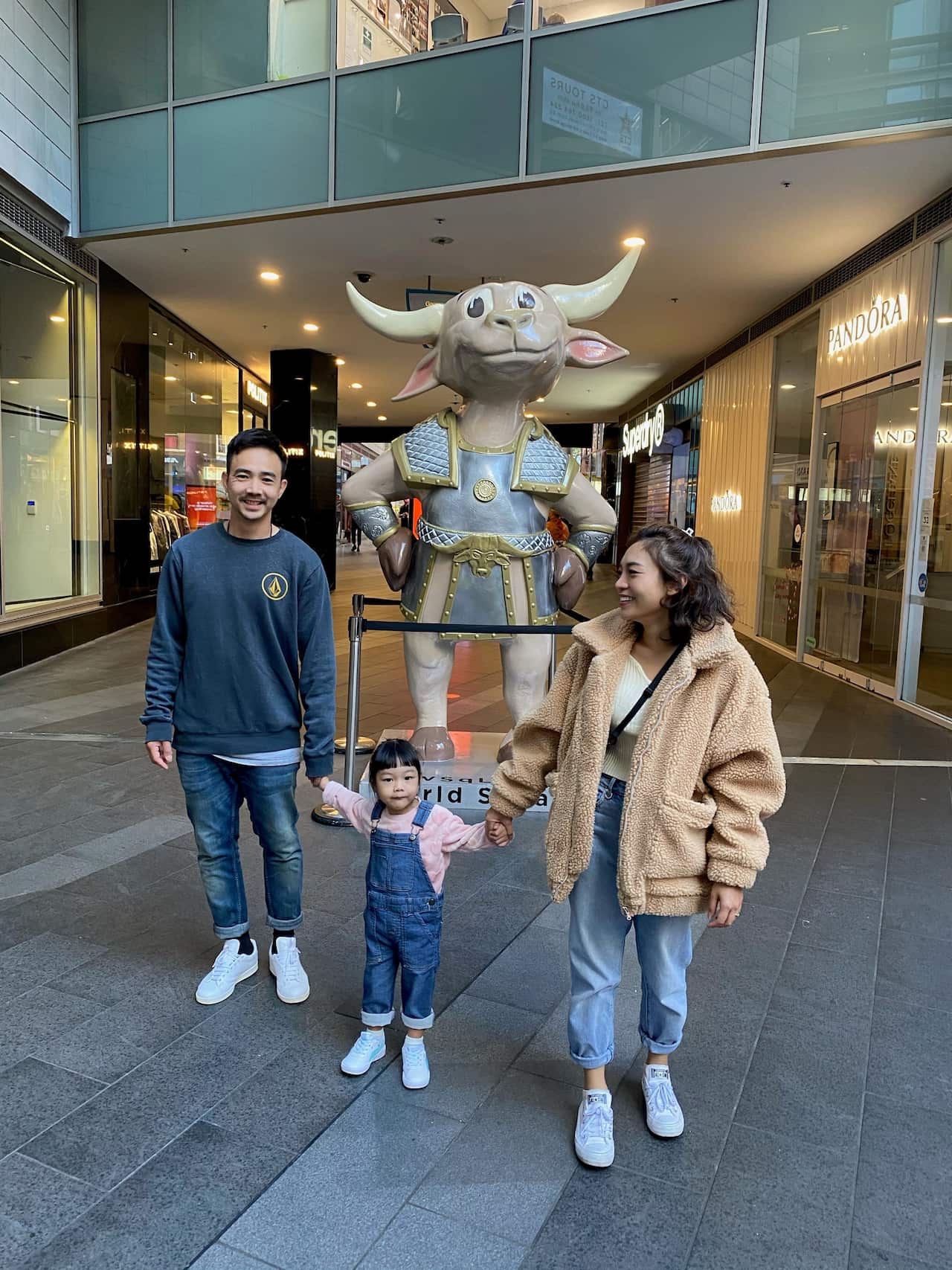 A Thai family finally together after being apart for one year since border closed