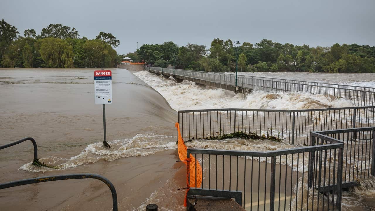 Floodwaters at Alpins Weir along Ross River in Townsville on 1/2/19.