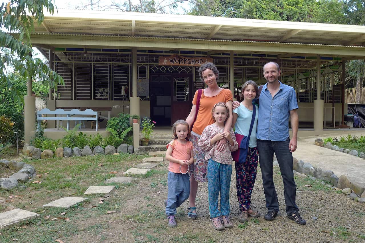  Udo Foerster, prosthetics, Australian volunteer, Bahatala