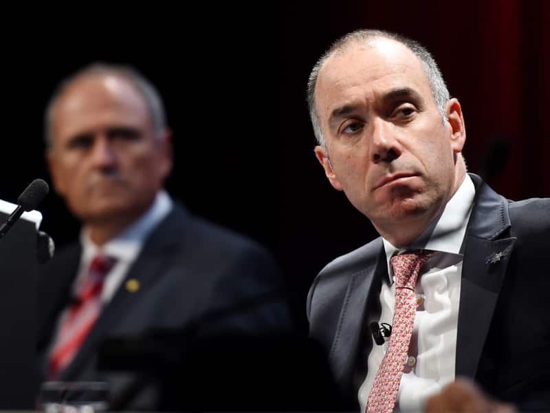 NAB CEO Andrew Thorburn (R)