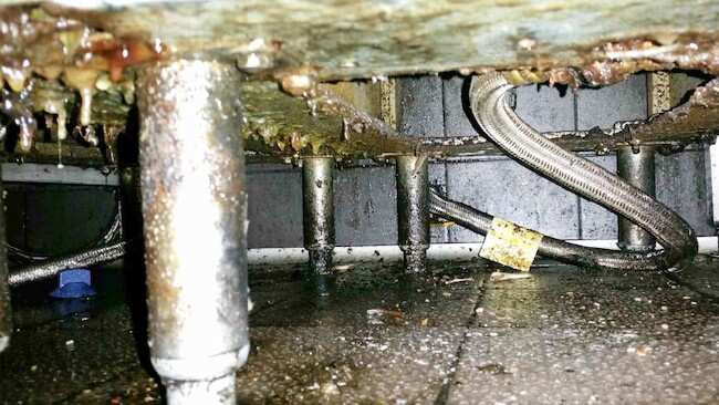 Filthy equipment at the Nando’s Restaurant in Lake Street, Northbridge.