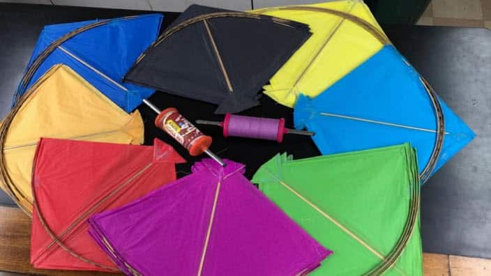 Representational picture of kites. 