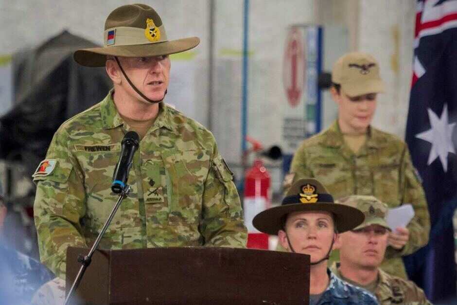 ieutenant General John Frewen addresses the Australian Defence Force personnel.