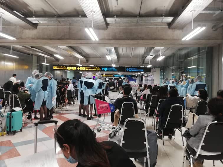 An arrival area in Suvarnabhumi international airport where all returned travellers from overseas have to be brought to the state quarantine hotel.