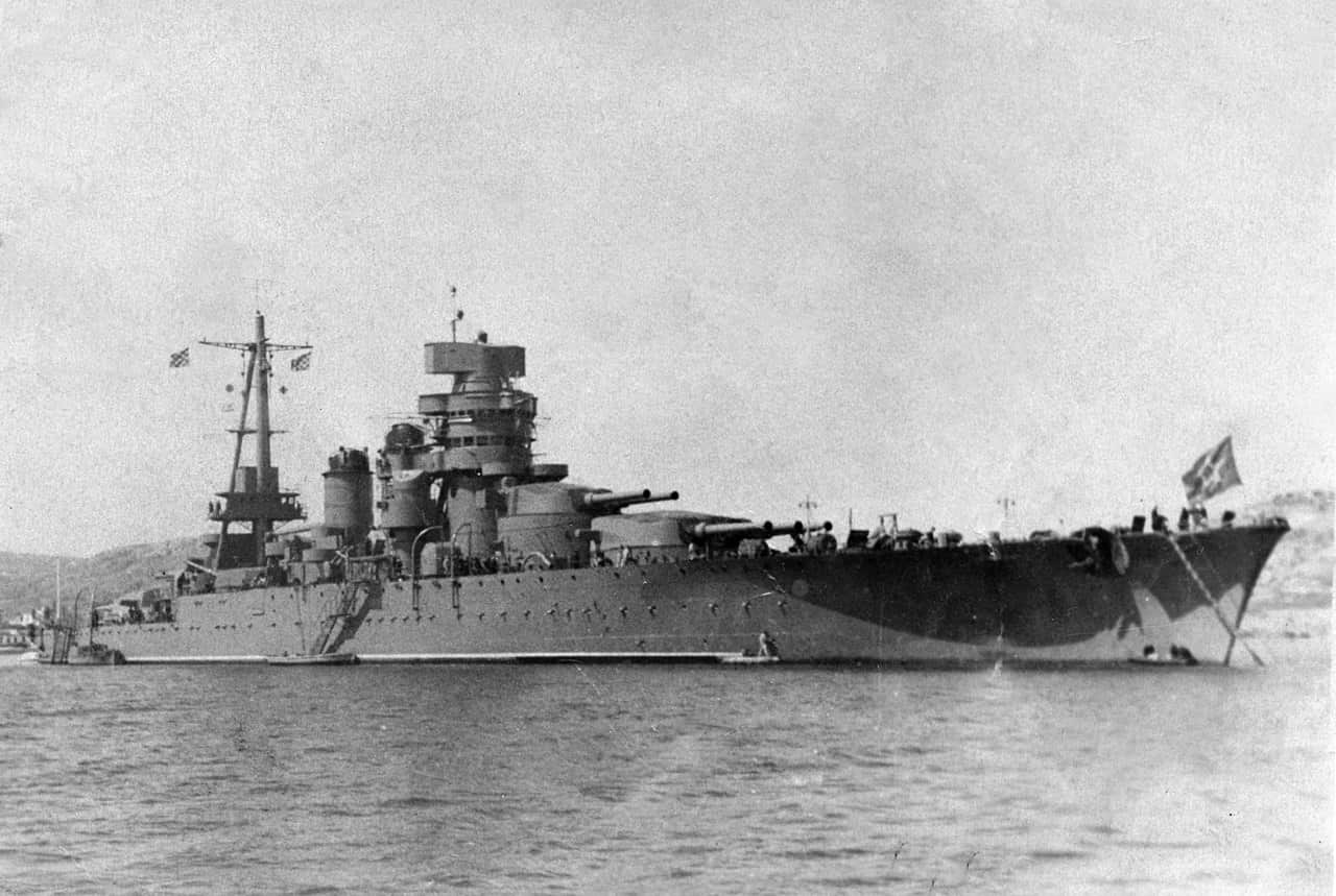 Novorossiysk at anchor, flying the Soviet ensign (1950)
