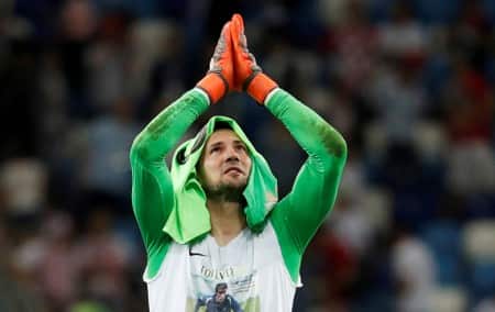 Croatia's Subasic expects Russia to play above themselves