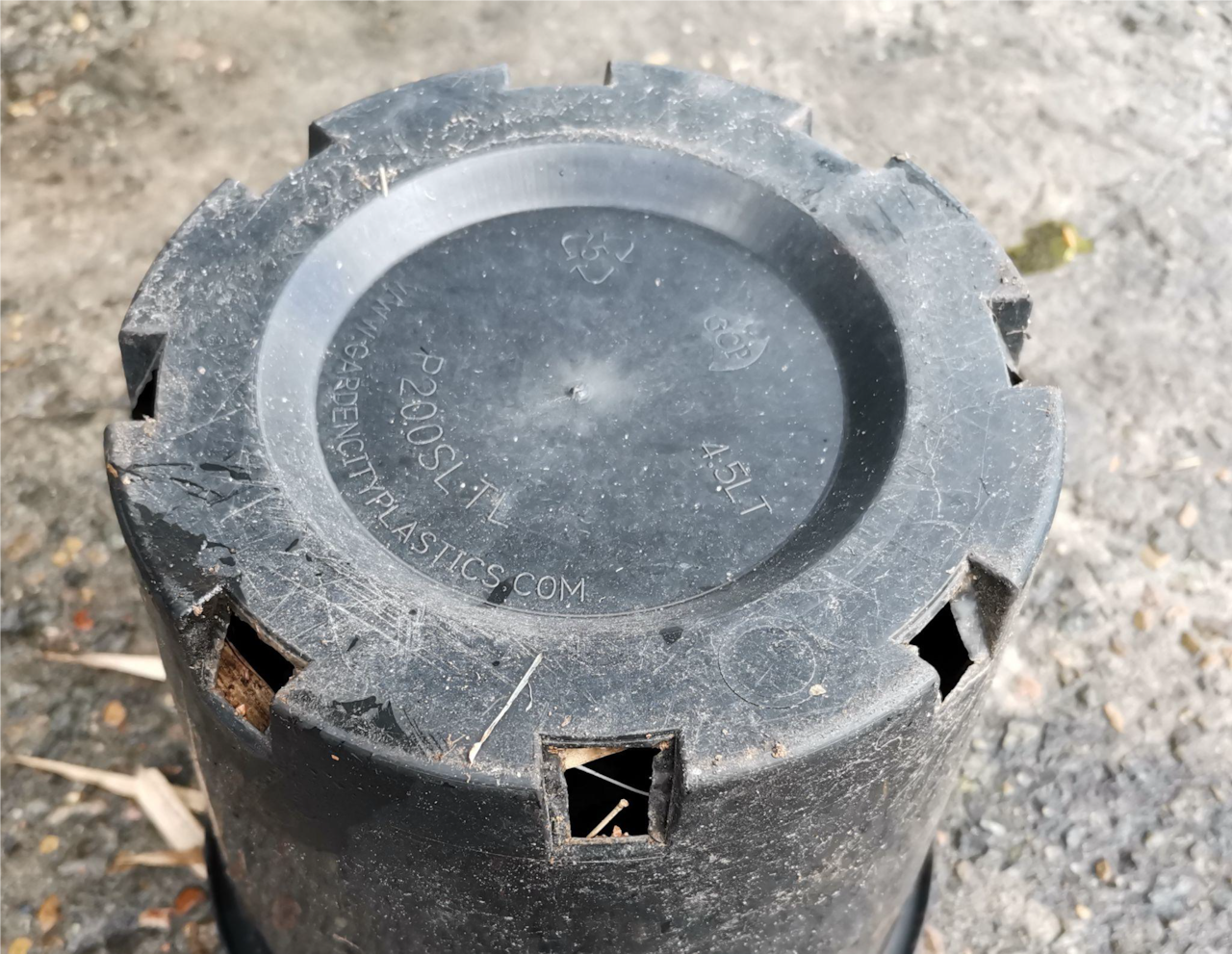 排水孔较合理的花盆