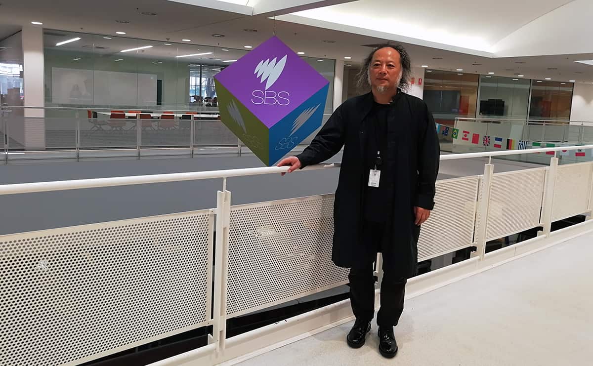 中国古琴斫琴和演奏艺术家王鹏作客SBS普通话节目