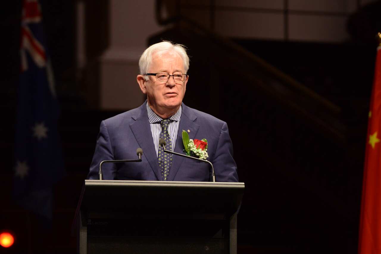 Andrew Robb