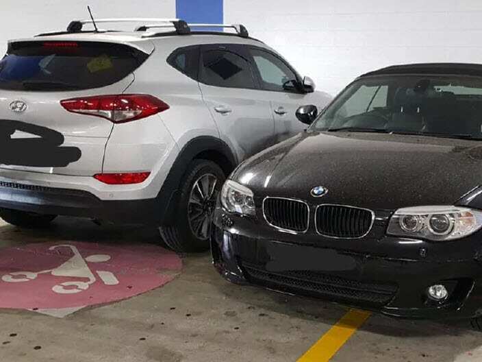 A mum shamed the ‘selfish’ driver who parked between two family cars in the ‘parents with pram’ spots at Birkenhead Point.
