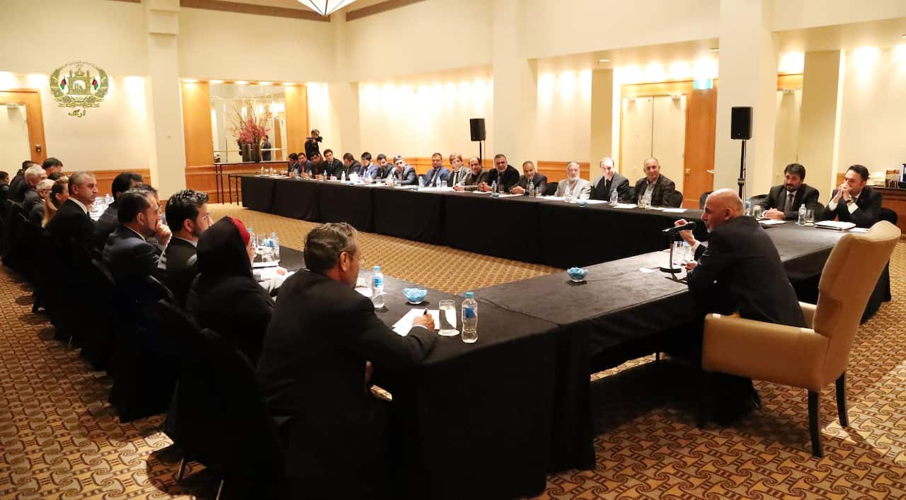 The Afghan president met with representatives of Afghan communities