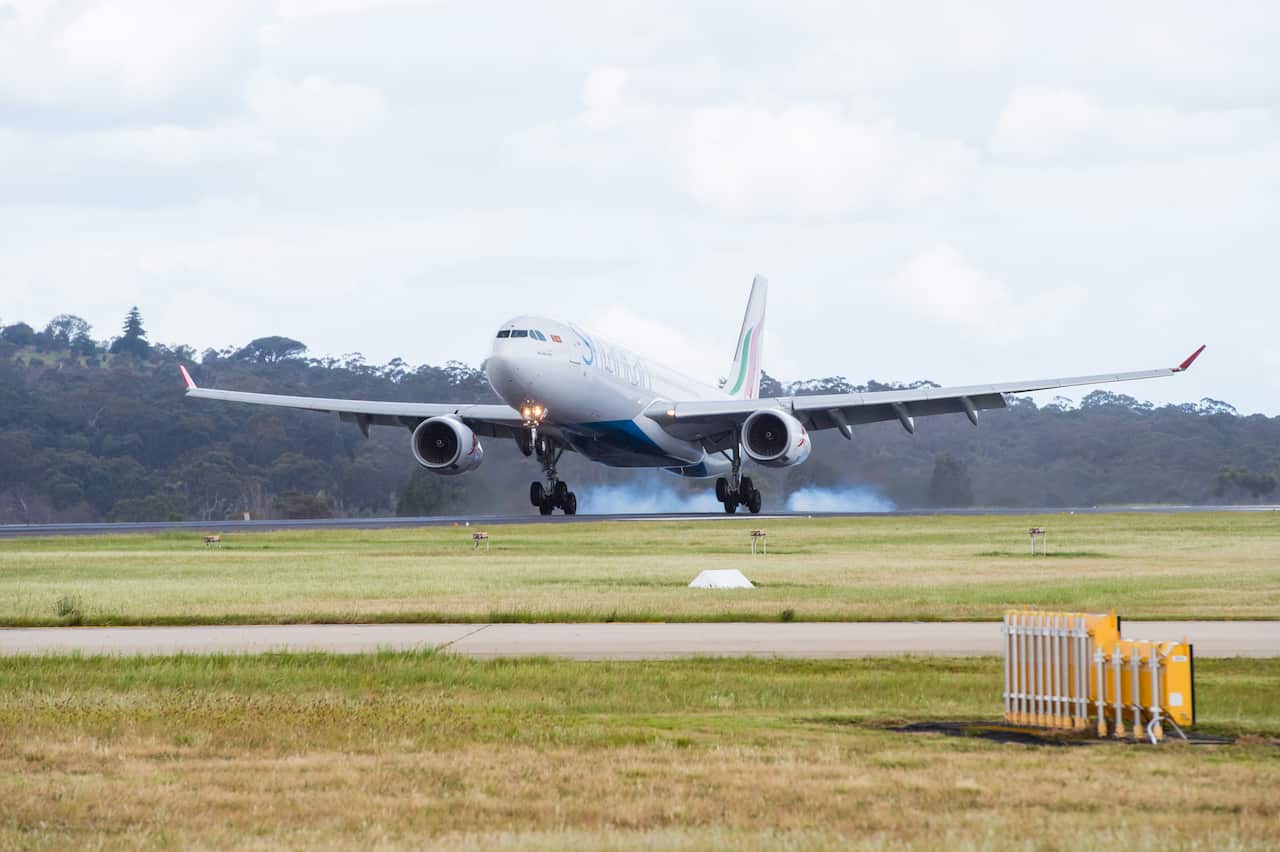 Sri Lankan Airlines launched Melbourne to Colombo direct service. 