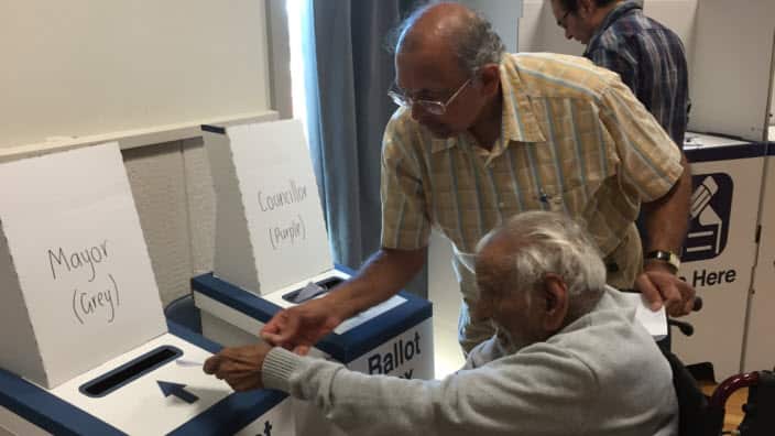 Shankerlal Trivedi cast his vote in one of the elections in Australia.