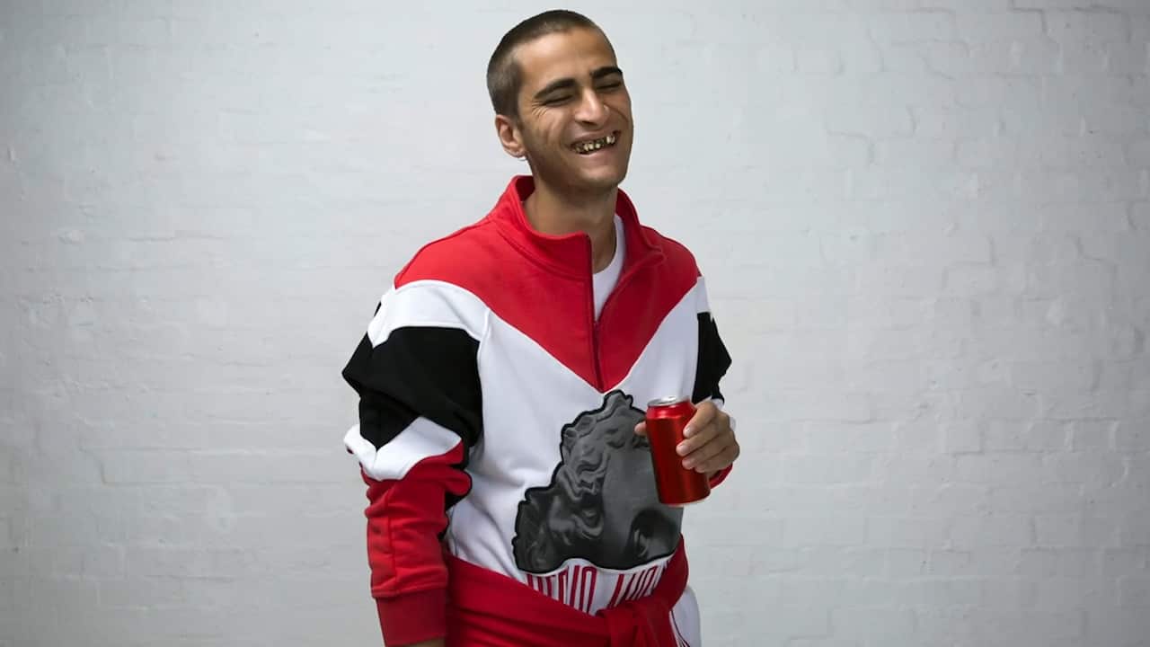 Men are twice as likely to consume sugary drinks.