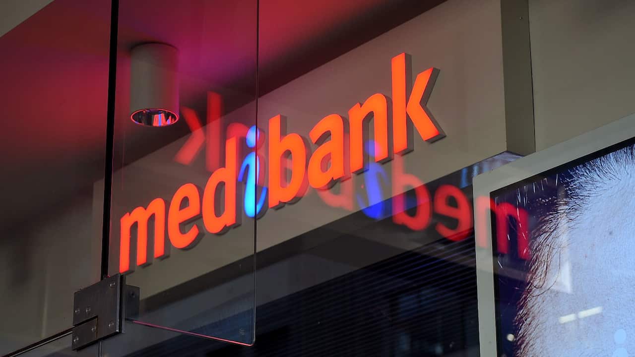 Medibank - AAP Image/Dan Himbrechts