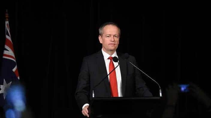 Australian Federal Leader of the Opposition Bill Shorten addresses party members during the Labor party election night event at the Moonee Valley Racecourse. (AAP)