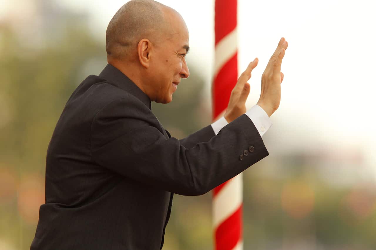 Cambodian Supermoon water festival in Phnom Penh