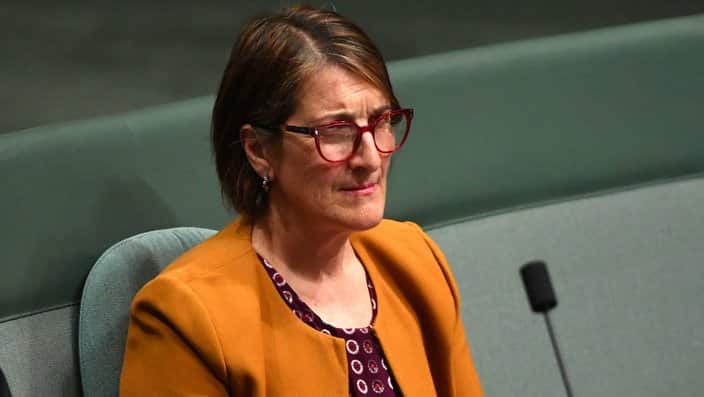 Maria Vamvakinou dijo estar interesada en conocer lo que está pasando en Australia con los agentes estudiantiles fraudulentos.